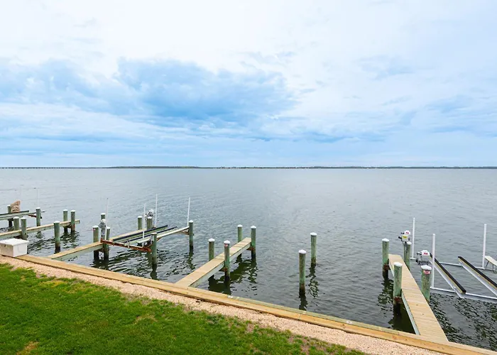 Holiday home Bayside 1br With Sunset Views Pool & Parking *