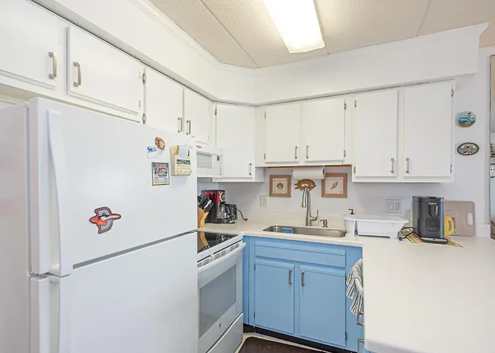 Bayside 1br With Sunset Views Pool & Parking