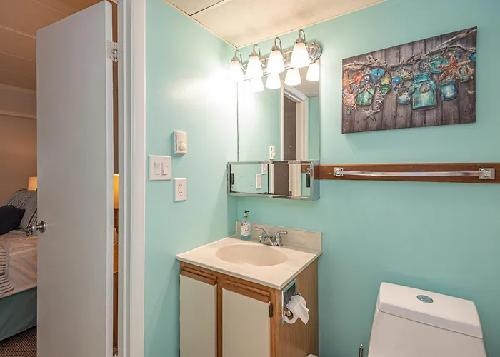 Bayside 1br With Sunset Views Pool & Parking Holiday home Ocean City